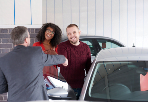 Budget Management Tips = Comparing the Financial Aspects of Purchasing a Second-Hand Car to Buying New